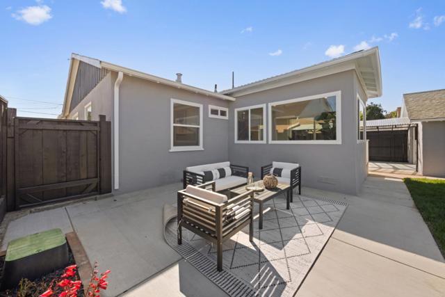 652 Myrtle Avenue, South San Francisco CA: https://media.crmls.org/mediaz/32ba1ddc-3ada-46ef-a21e-2d68cc64c36c.jpg