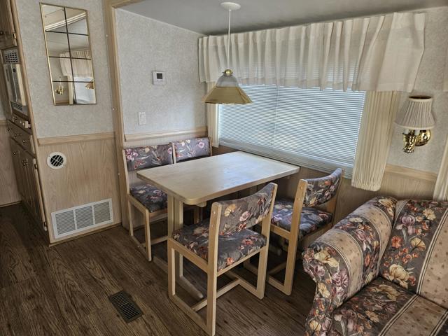 84136 Avenue 44, Indio CA: https://media.crmls.org/mediaz/32ba5605-f046-4049-84d6-ed6de123fbc9.jpg