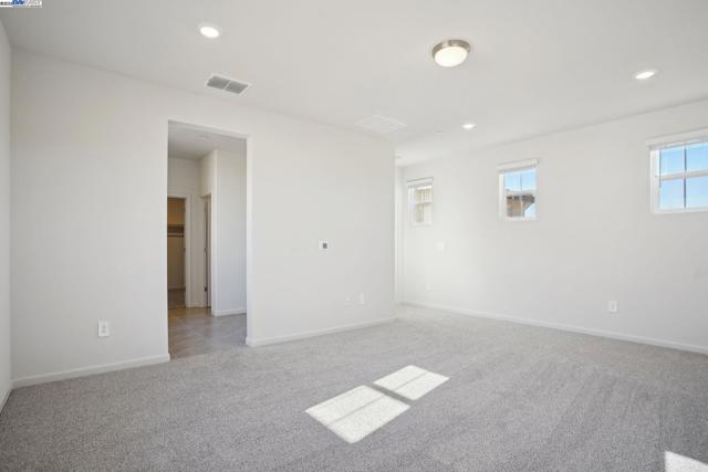 5337 Cardinal St, Antioch CA: https://media.crmls.org/mediaz/32bb20d0-e27d-4cc5-b602-3592a4424a5b.jpg