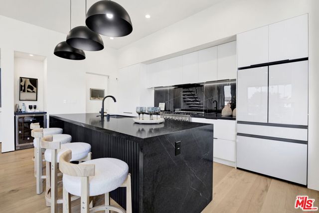 5868 Saturn Street, Los Angeles CA: https://media.crmls.org/mediaz/32bb2f7d-025a-4168-ab4c-18696e8ad957.jpg