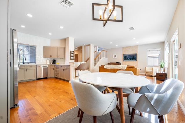 1304 Avenida Pantera, San Marcos CA: https://media.crmls.org/mediaz/32bb9f6f-e2b9-40fb-a3c4-c564d00f2421.jpg