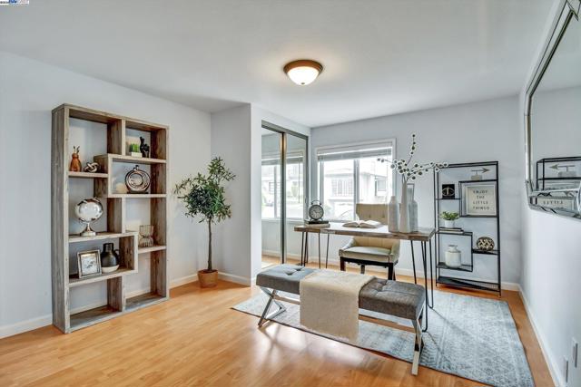 153 Morningside Dr, Daly City CA: https://media.crmls.org/mediaz/32bbcdf6-b45c-4f1f-be6b-01027bacf55f.jpg