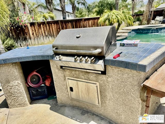1867 Crane Avenue, San Jacinto CA: https://media.crmls.org/mediaz/32bbe1ac-df5a-497a-b00f-942113778e4a.jpg