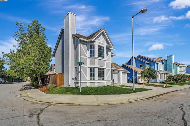 427 Summerwood Dr, Fremont CA: https://media.crmls.org/mediaz/32bc5bc4-28c0-43c4-8ac4-4c078c3bbe0f.jpg