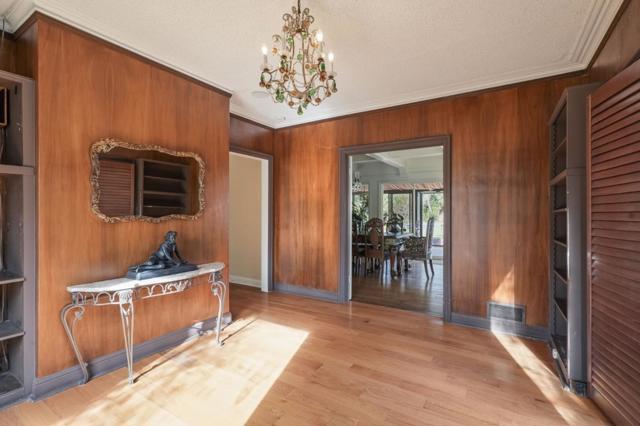 730 Hillsborough Boulevard, Hillsborough CA: https://media.crmls.org/mediaz/32bd8e77-1380-4f46-ad1b-598f7eaee5fd.jpg