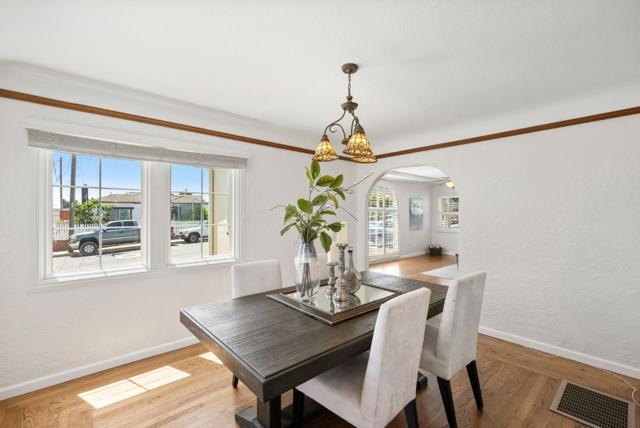 22 Roosevelt Street, Watsonville CA: https://media.crmls.org/mediaz/32bd9fb3-c3ec-492e-9be7-171fb9751caf.jpg