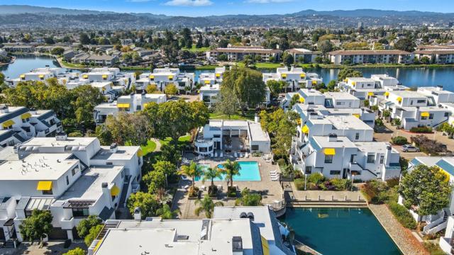 831 Balboa Lane, Foster City CA: https://media.crmls.org/mediaz/32be28ce-1e41-4bea-be21-3dac8ba4f554.jpg