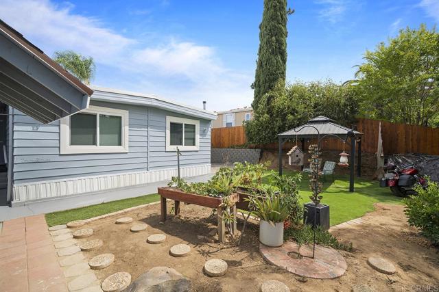 Detail Gallery Image 43 of 63 For 2400 W Valley Pkwy #36,  Escondido,  CA 92029 - 4 Beds | 2 Baths