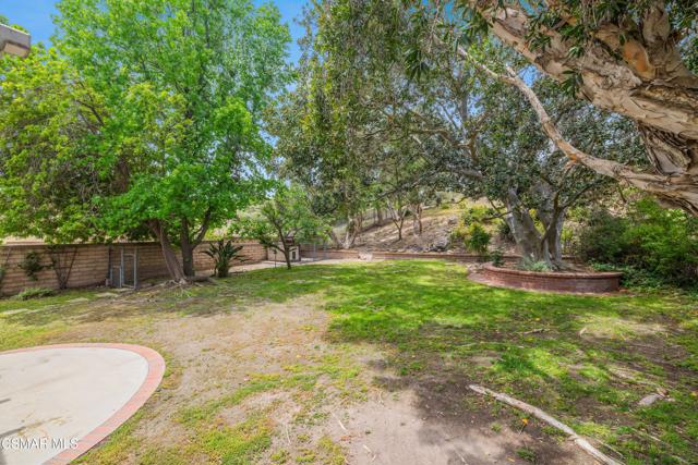 6930 Lafayette Street, Moorpark CA: https://media.crmls.org/mediaz/32be6148-6763-4254-a18c-892d68062d72.jpg
