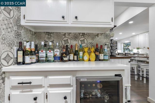 5497 Silver Sage Ct, Concord CA: https://media.crmls.org/mediaz/32bef9b8-9e3a-49ea-aa82-8ee6bf31d79e.jpg