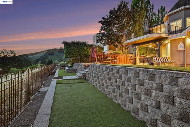 4275 QUAIL RUN PL, Danville CA: https://media.crmls.org/mediaz/32bf656a-d983-4368-8d4f-75b3d3913349.jpg