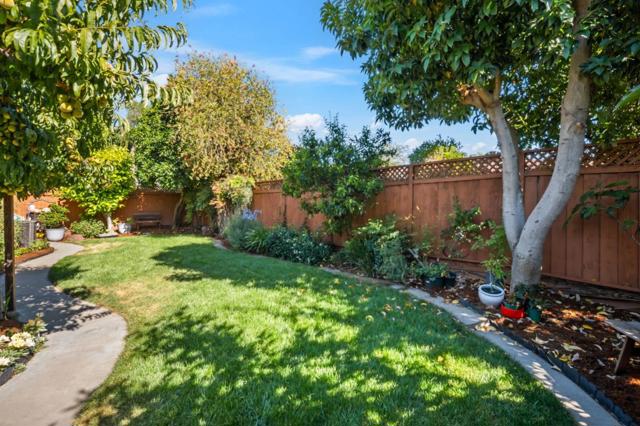 280 Esteban Way, San Jose CA: https://media.crmls.org/mediaz/32bf8d8c-61ea-4e0d-84f5-a2219928fa62.jpg