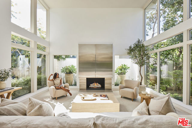 Image 5 of 18 For 23515 Malibu Colony Road 81a