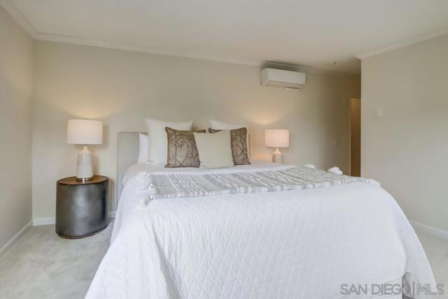 5370 La Jolla Blvd., La Jolla CA: https://media.crmls.org/mediaz/32c09006-f740-412b-ab3c-eed815bc9477.jpg