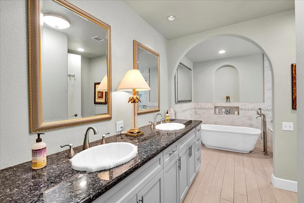 MLS #219136421DA image #26