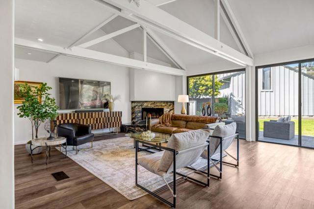 28069 Heron Court, Carmel Valley CA: https://media.crmls.org/mediaz/32c0cf67-6a23-4de1-98ab-b6a4a3125abb.jpg