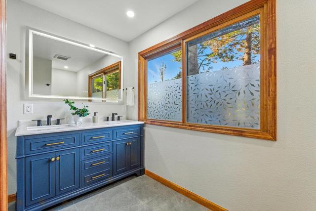430 Marine Boulevard, Moss Beach CA: https://media.crmls.org/mediaz/32c10367-ecd3-43bb-8f64-ce6f3181e885.jpg