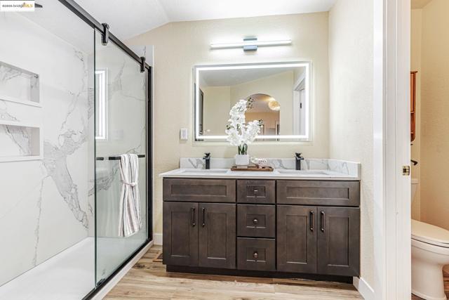 212 Matsqui Rd, Antioch CA: https://media.crmls.org/mediaz/32c25710-2bc8-4e69-bdaa-d03af6473fe3.jpg