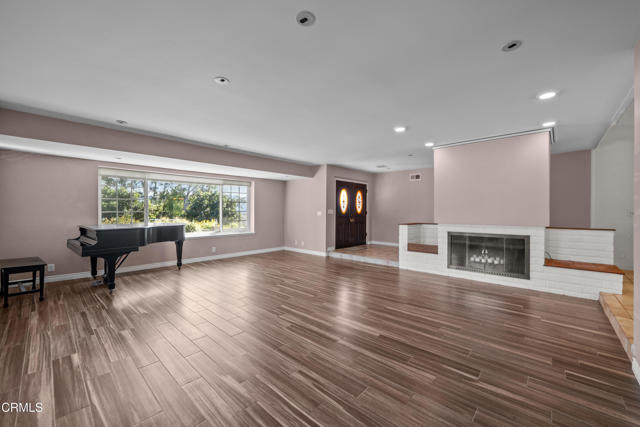 Detail Gallery Image 9 of 68 For 1325 Cliff Ave, Fillmore,  CA 93015 - 5 Beds | 3 Baths