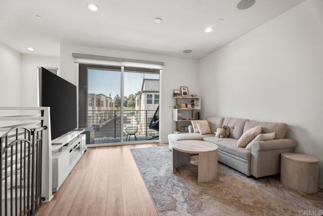 Detail Gallery Image 3 of 63 For 10416 Adamson Way, San Diego,  CA 92126 - 3 Beds | 3/1 Baths