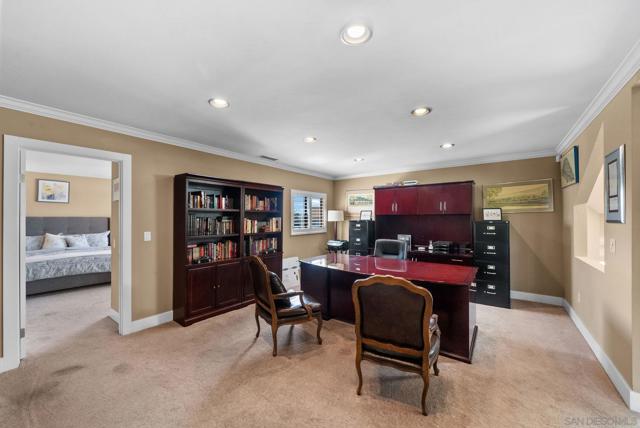 Image 20 of 55 For 5392 Wilshire Drive