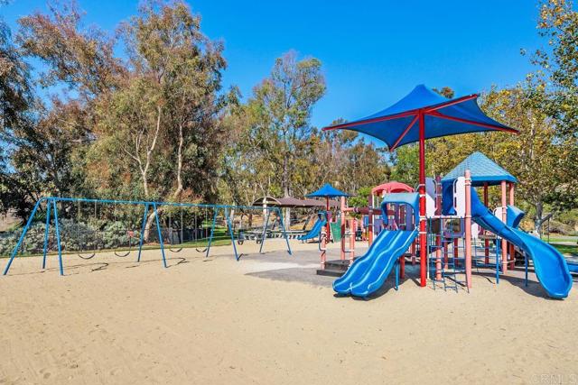 Detail Gallery Image 31 of 34 For 3112 Del Rey Ave, Carlsbad,  CA 92009 - 3 Beds | 2/1 Baths