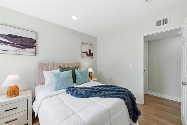 32915 Lake Erie Street, Fremont CA: https://media.crmls.org/mediaz/32c656fc-902d-4a77-8c6d-bcead27b82f0.jpg