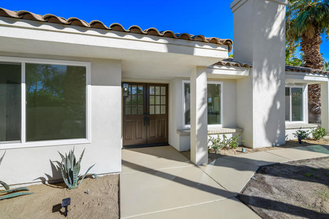 77787 Saint Croix Drive, Palm Desert CA: https://media.crmls.org/mediaz/32c686e0-dd0e-4ab4-9a01-15dd8414e5eb.jpg