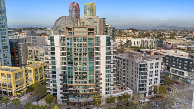 253 10Th Ave, San Diego CA: https://media.crmls.org/mediaz/32c6b8a2-b52f-4279-80dd-5d438185ada1.jpg