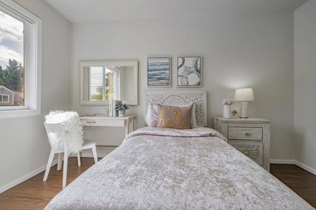 1647 Schooner Court, Santa Cruz CA: https://media.crmls.org/mediaz/32c8277e-7a03-4643-a91d-5ee2e024af6e.jpg