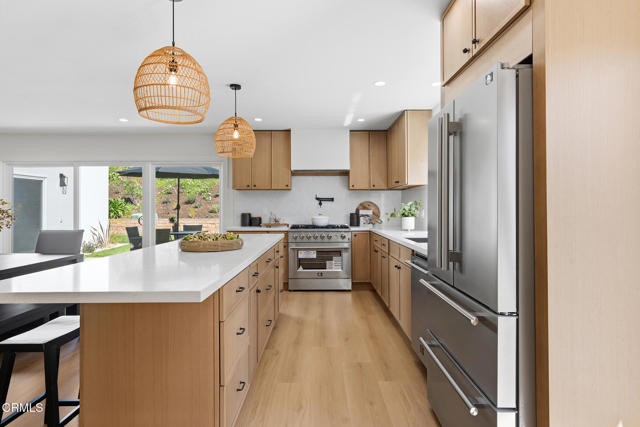 Detail Gallery Image 8 of 33 For 3034 Rollings Ave, Thousand Oaks,  CA 91360 - 5 Beds | 3 Baths