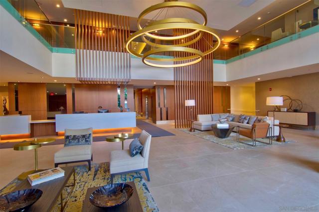 1388 Kettner Blvd, San Diego CA: https://media.crmls.org/mediaz/32c9e8bd-2497-4021-ba85-a8c01a0d068e.jpg