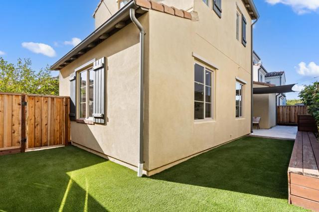 1298 Dahlia Loop, San Jose CA: https://media.crmls.org/mediaz/32ca096c-d8cb-4424-a3fb-931b6b6049c3.jpg