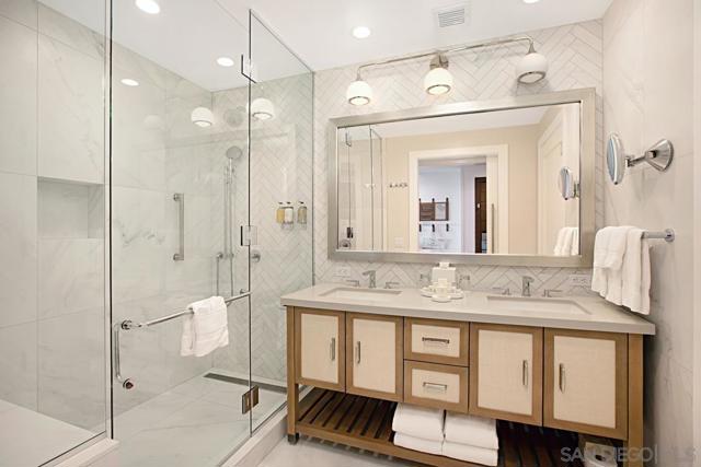 1500 Orange Ave, Coronado CA: https://media.crmls.org/mediaz/32ca33d9-4f44-4d96-8919-3455dc0c8260.jpg