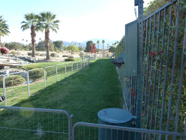 1707 Via San Martino, Palm Desert CA: https://media.crmls.org/mediaz/32cb0459-dab3-41b9-abb7-e68e205afd48.jpg