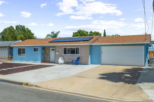 13225 Waltham Ave, Poway CA: https://media.crmls.org/mediaz/32cb18c4-6c01-4d57-9a23-44658b4f8967.jpg