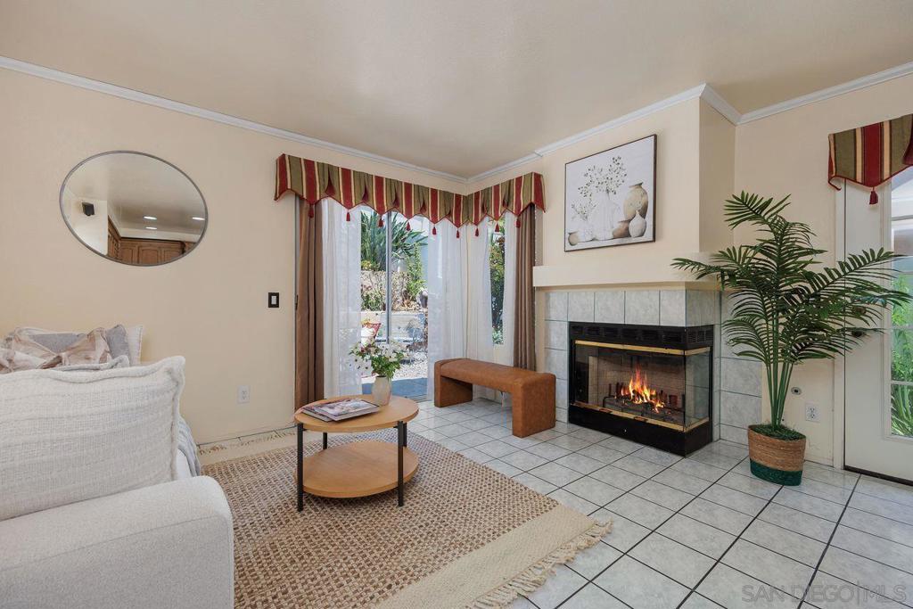 MLS #250036298SD img 8