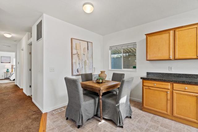 4160 Jade Street, Capitola CA: https://media.crmls.org/mediaz/32cbebfc-fe79-4d5b-86c5-02bdd87fa9da.jpg