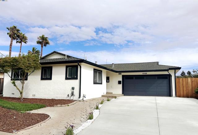 6588 Flanders Dr, Newark CA: https://media.crmls.org/mediaz/32cd4442-2a22-4fb8-9a5c-4b5fa7e418ac.jpg