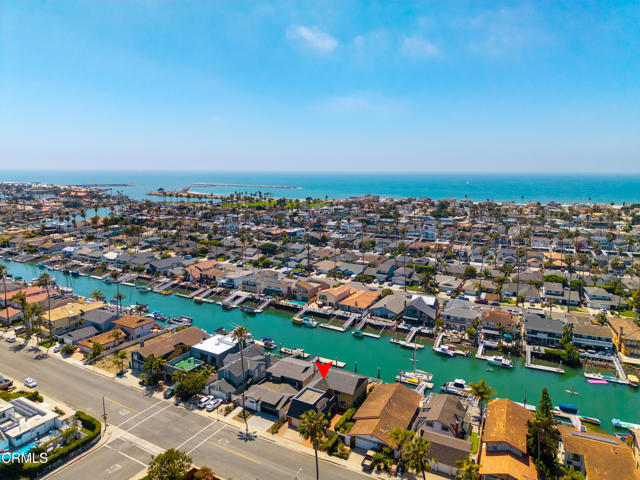 2851 Seahorse Avenue, Ventura CA: https://media.crmls.org/mediaz/32cd5246-3505-4e8d-b36a-f379d491295e.jpg