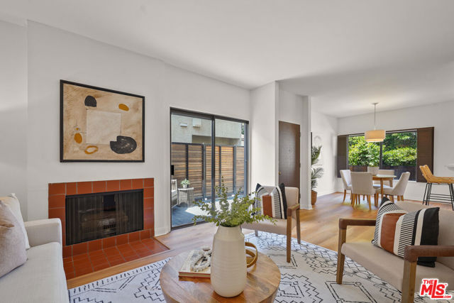 1655 Greenfield Avenue, Los Angeles CA: https://media.crmls.org/mediaz/32ce25f7-7ea3-4ce3-8ee6-a13580c5b8b6.jpg