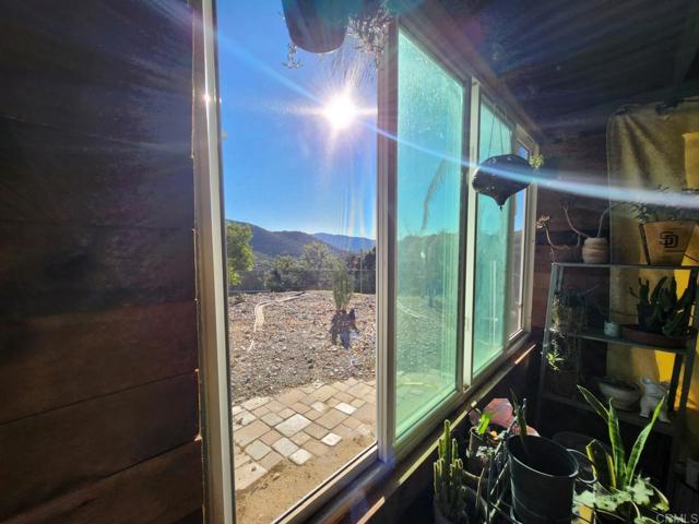 Detail Gallery Image 7 of 14 For 1131 Dehesa Ranch Rd, El Cajon,  CA 92019 - 3 Beds | 2 Baths