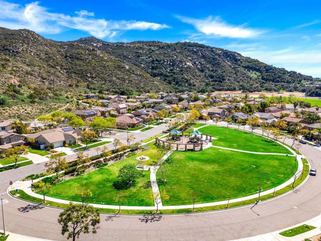 448 Kennedy Court, Escondido CA: https://media.crmls.org/mediaz/32cf9940-5191-433e-8dd8-5d877291586e.jpg