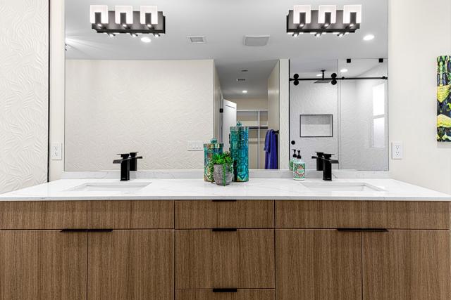 5155 E Bobolink Lane, Palm Springs CA: https://media.crmls.org/mediaz/32d02b54-08b7-4e02-bfee-7b804ebc103e.jpg