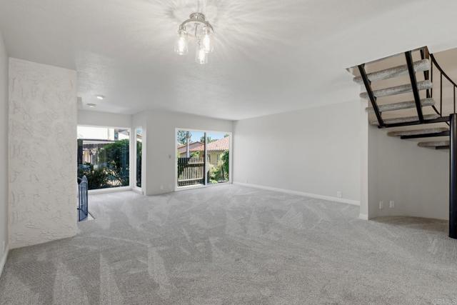 Detail Gallery Image 20 of 49 For 1915 Estrella De Mar Ct #C,  Carlsbad,  CA 92009 - 2 Beds | 2/1 Baths