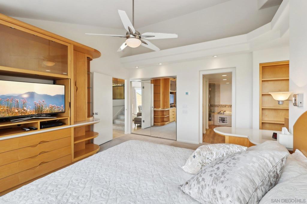 MLS #250030772SD image #30