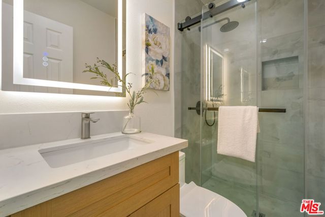 4933 W 20th Street, Los Angeles CA: https://media.crmls.org/mediaz/32d2bb92-198c-4d3a-a30e-87b5e80629ef.jpg