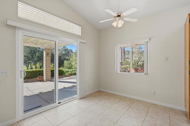 Detail Gallery Image 11 of 51 For 8899 Tobira Drive, Escondido,  CA 92026 - 3 Beds | 2 Baths