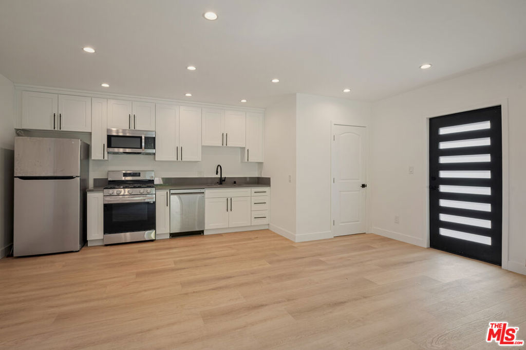MLS #26857397 image #25