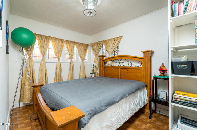 3247 La Clede Avenue, Los Angeles CA: https://media.crmls.org/mediaz/32d354a9-d58d-4f05-aaf8-fb72b59edc6b.jpg